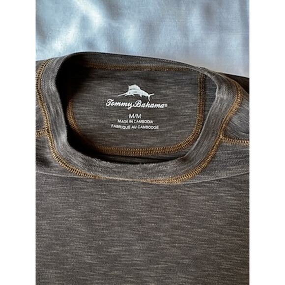 ommy Bahama Men's Medium Brown Tencel Blend Tee - Excellent Condition - Picture 3 of 5